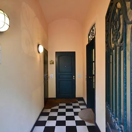 Bristol Flat - Seaview *